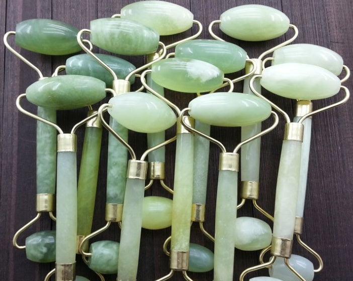 Buy Luxury Jade Roller & Gua Sha Facial Massage Set – Pink / Green / Gift Box Options | Beauty Device / Skincare Device – Best Online by Rosavie
